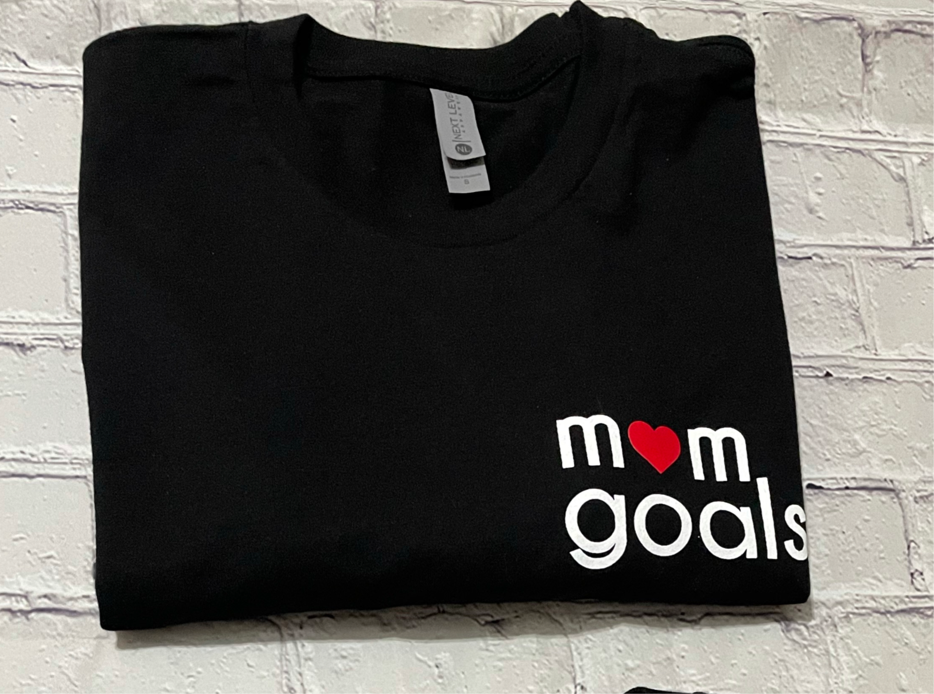 VDAY edition MG.CO tee | Mom