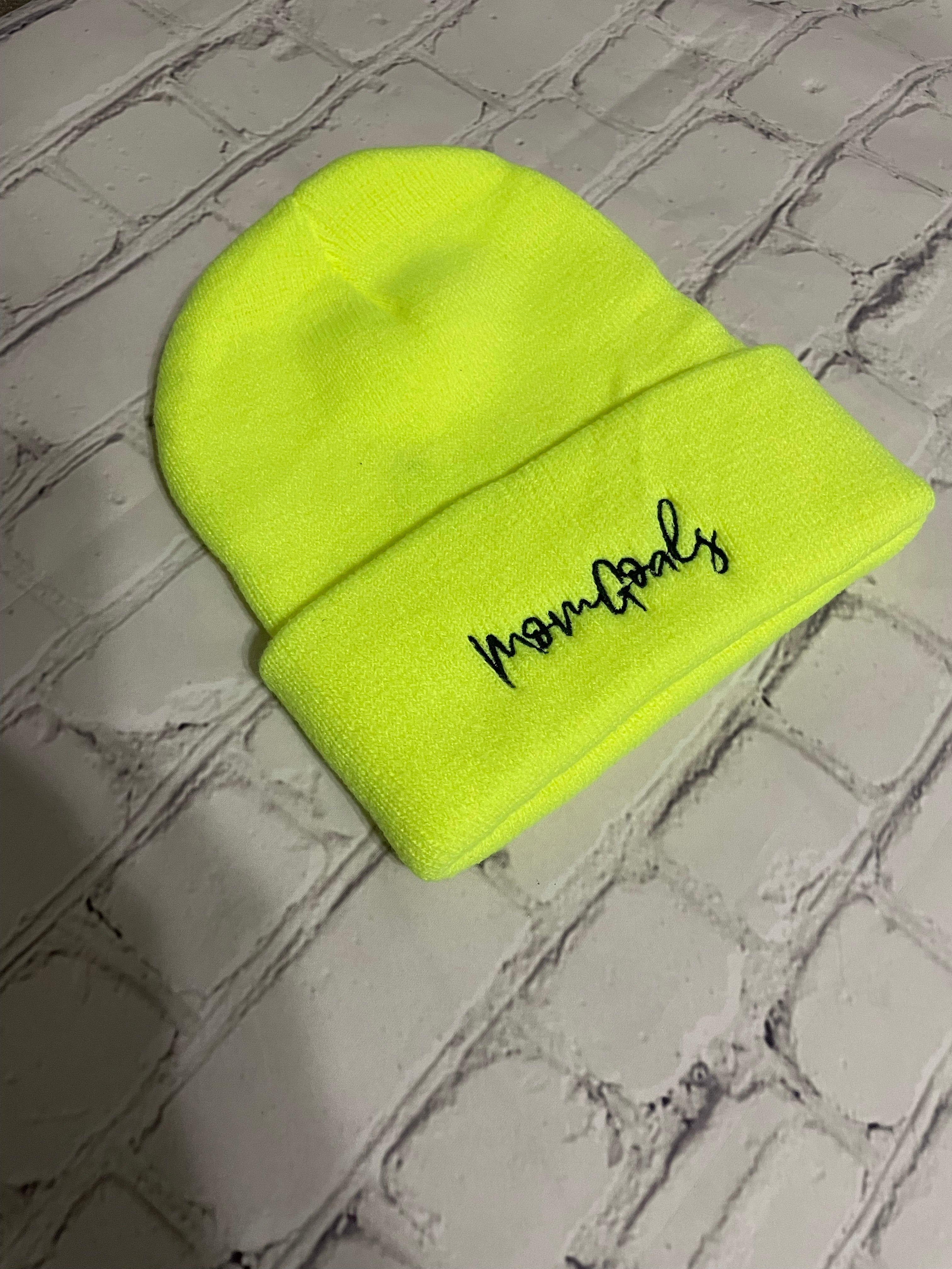 Classic Script MG.CO Beanie | Volt